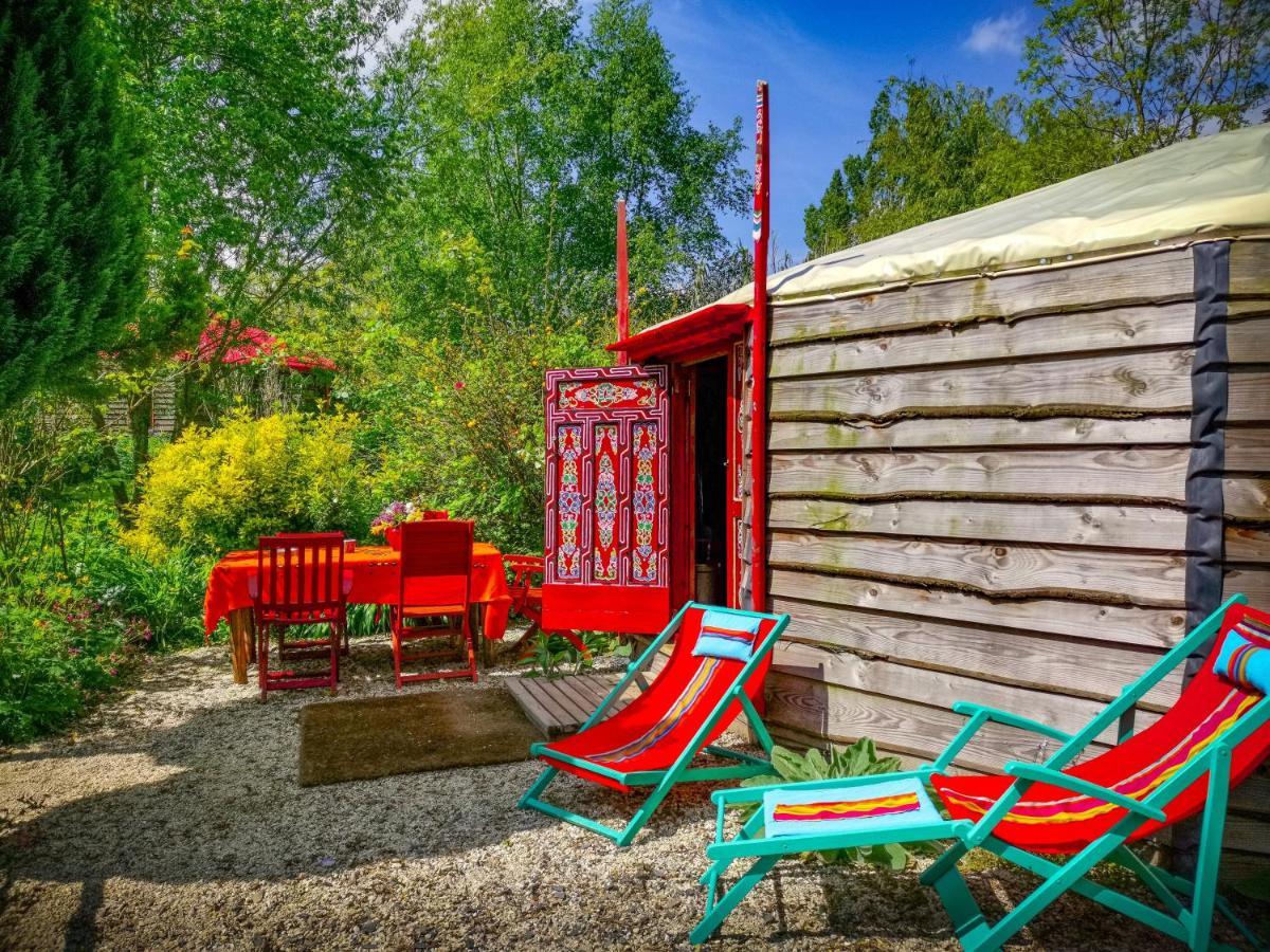 Au Bonheur Nomade Hotell Livry  Exteriör bild