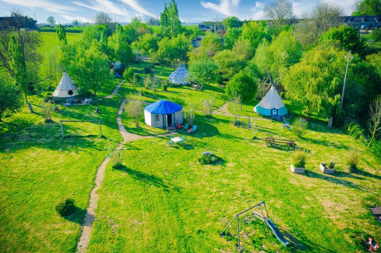 Au Bonheur Nomade Hotell Livry  Exteriör bild