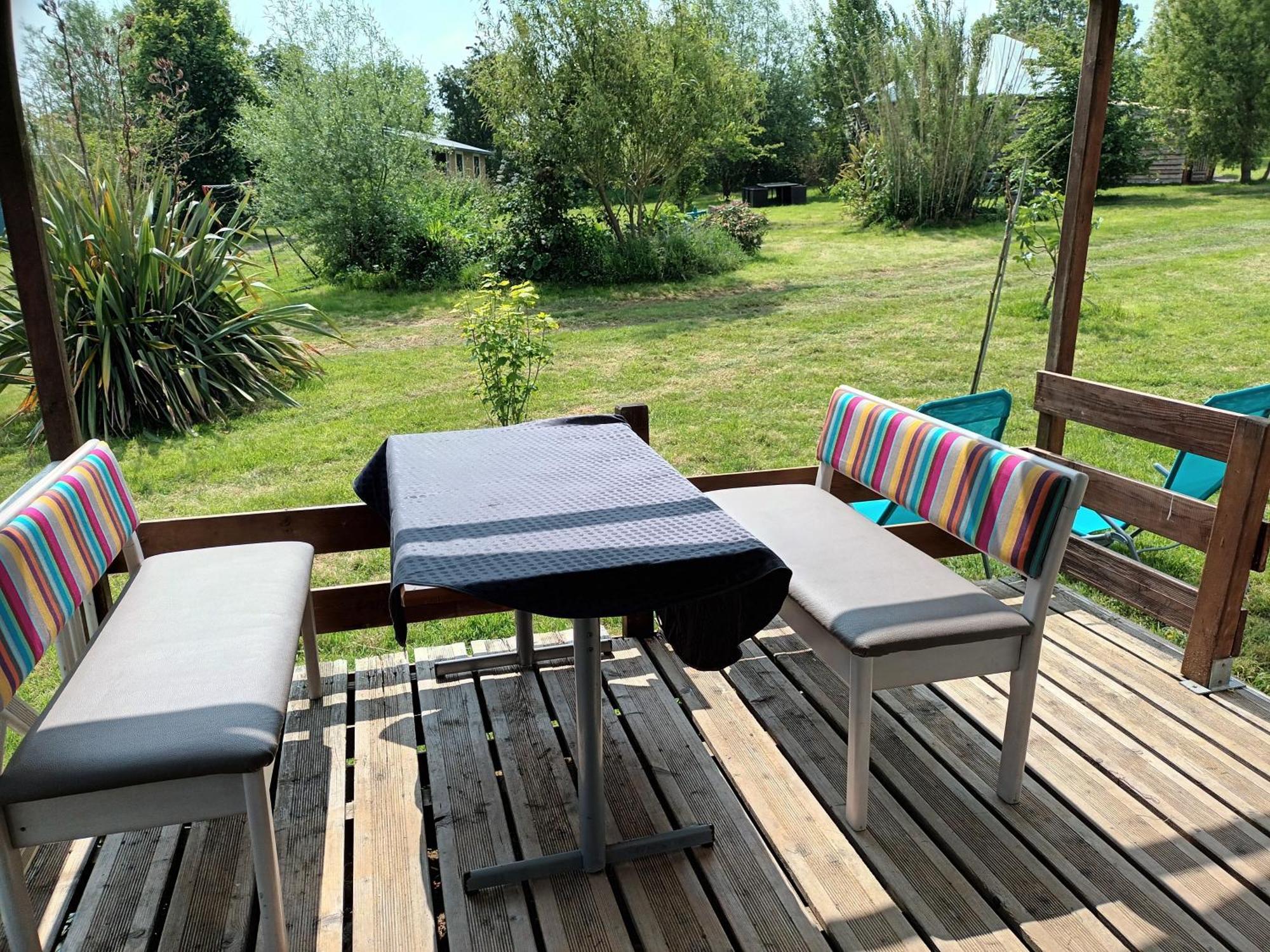 Au Bonheur Nomade Hotell Livry  Rum bild